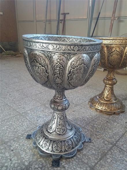 تولید انواع گلدان پایه دار فایبرگلاس