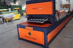 ساخت و فروش دستگاه تایل طولی ( پرچین ) 09121889200